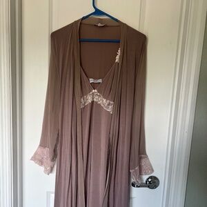 LISE CHARMEL Frission Vegetal Robe and Chemise Set M